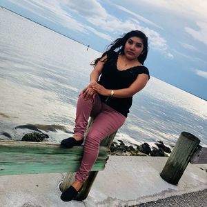 Meet your Posher, Veronica